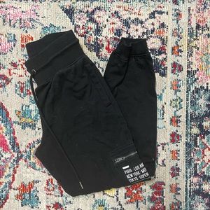 Garage black joggers